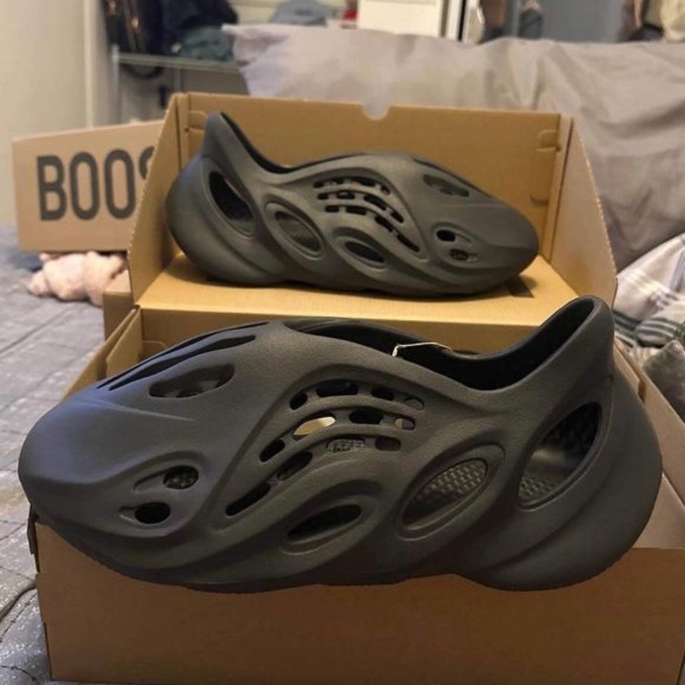 Brand new adidas Yeezy foam runner carbon black. Size 10
